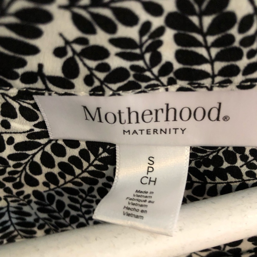 Maternity tie waist blouse